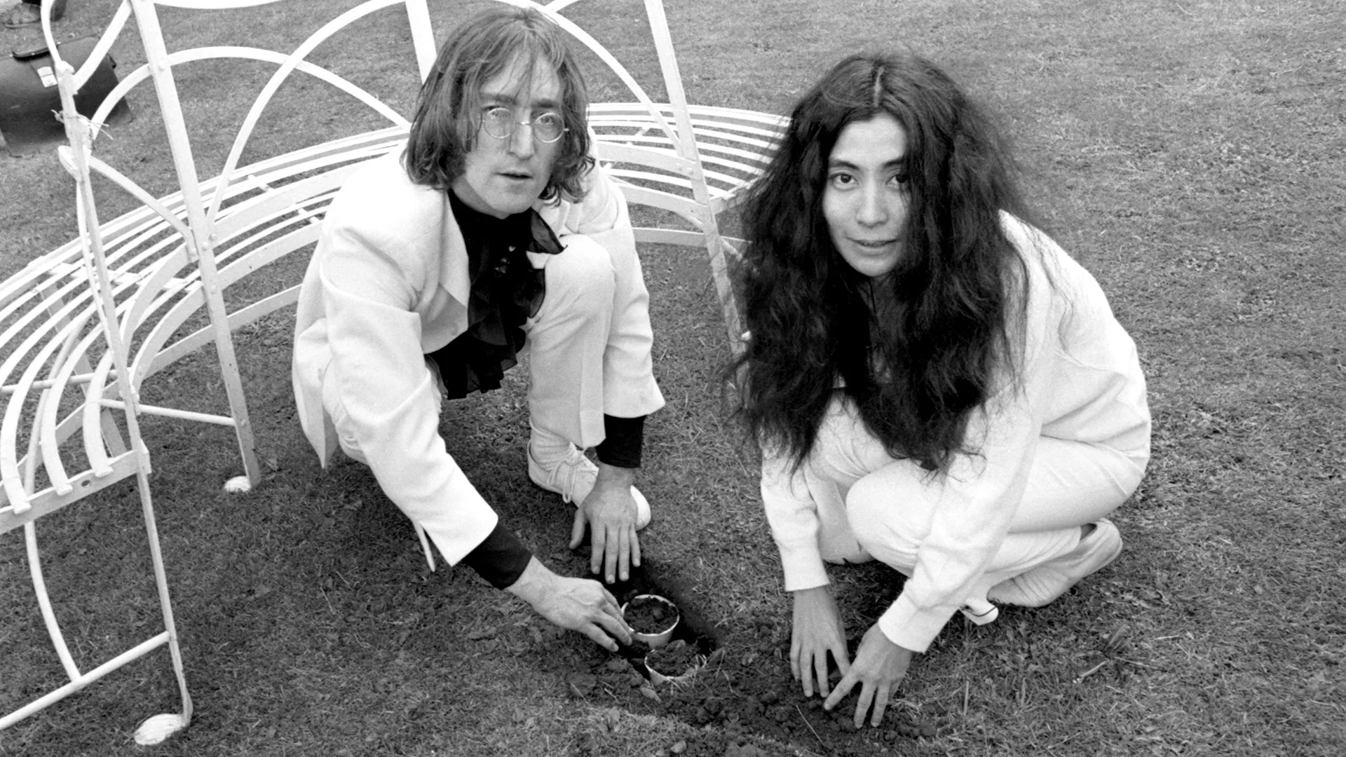 John and Yoko on the day - Ketih Macmillan