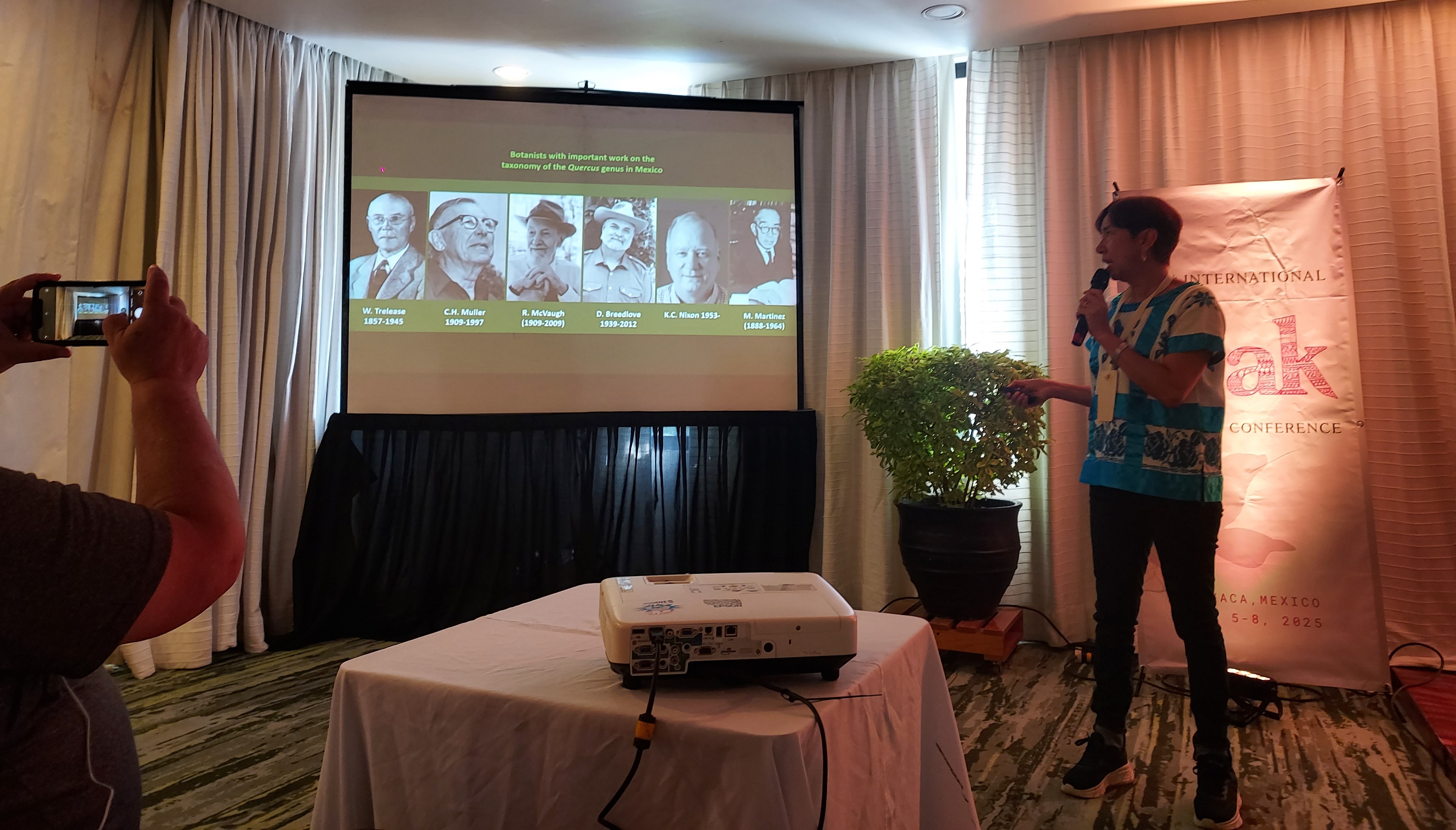 Susana Valencia Ávalos presenting the Keynote Address