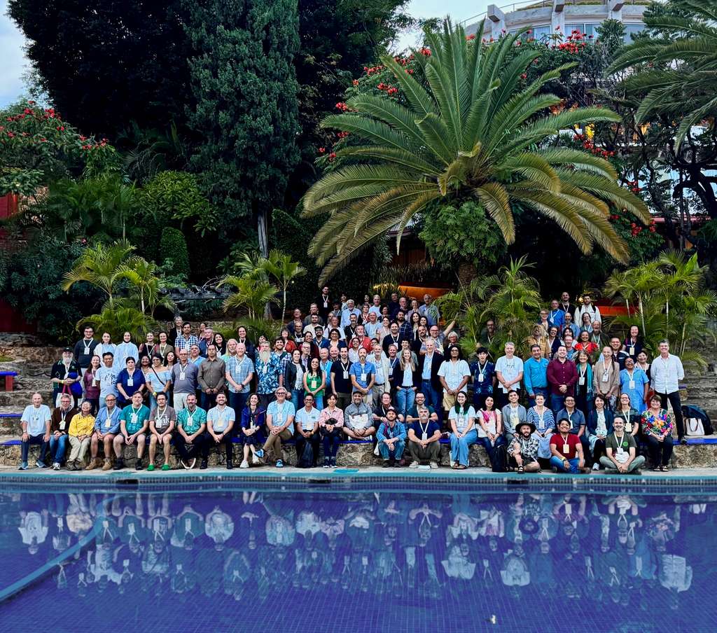 Group photo at Hotel Victoria