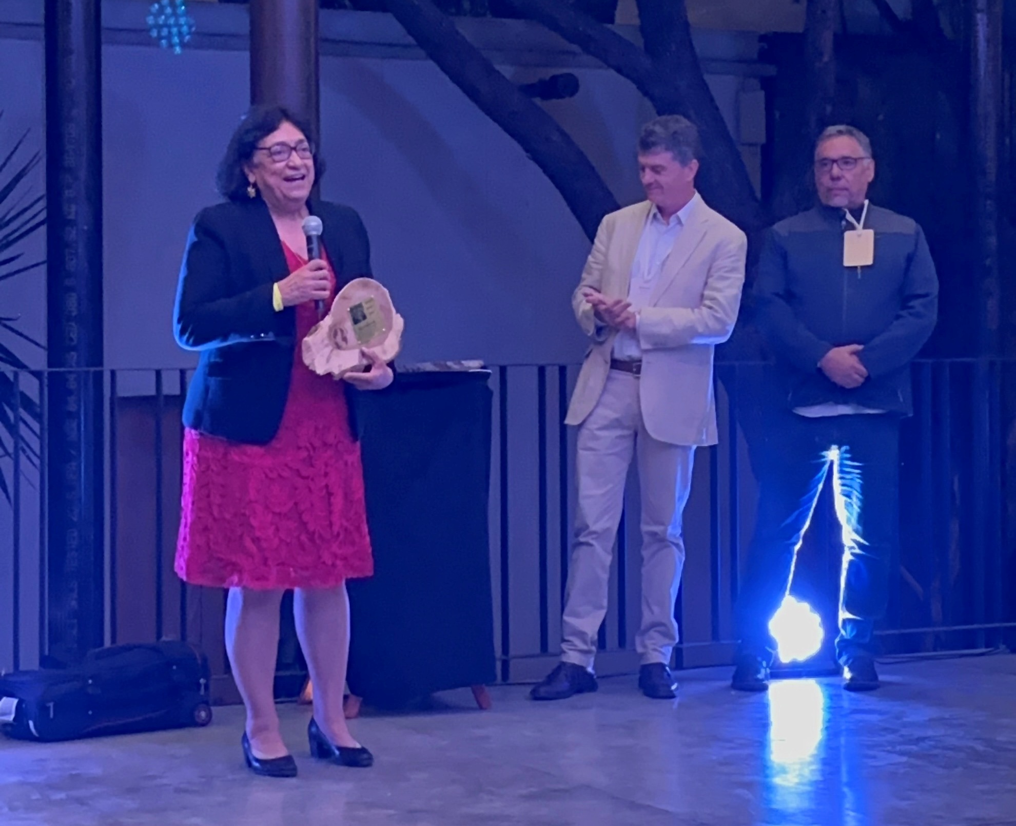 Maricela acknowledges Award (c) Gabe Conway