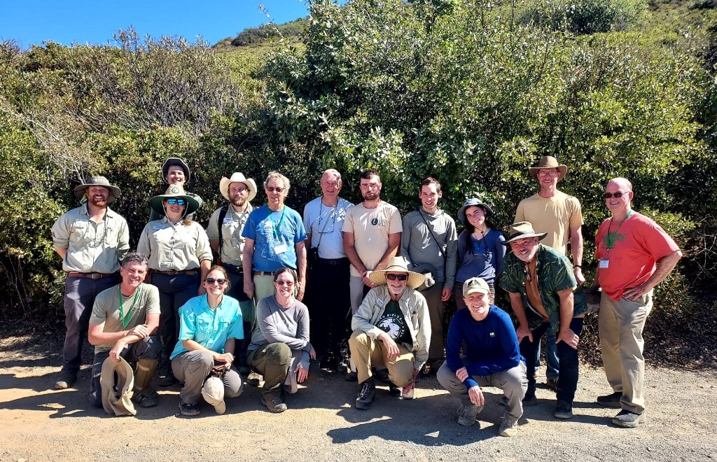 A final group photo with staff from the San Diego Zoo in front of Quercus ×morehus—our last stop in the Otay Mountains, surrounded by hybrids and the rugged shrubscape of California’s southernmost oak country.