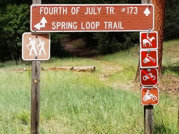 Trail sign, Fourth of July Canyon, Manzano Mountains © Guy Sternberg 4thjulycanyon-manzanomts-trailsign-s8.jpg